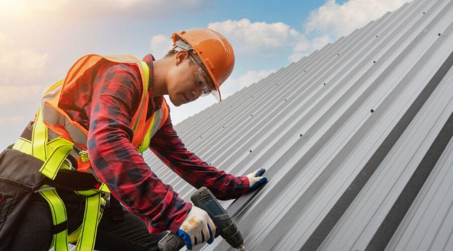 Expert Emergency Roof Repairs services in New Manchester, WV